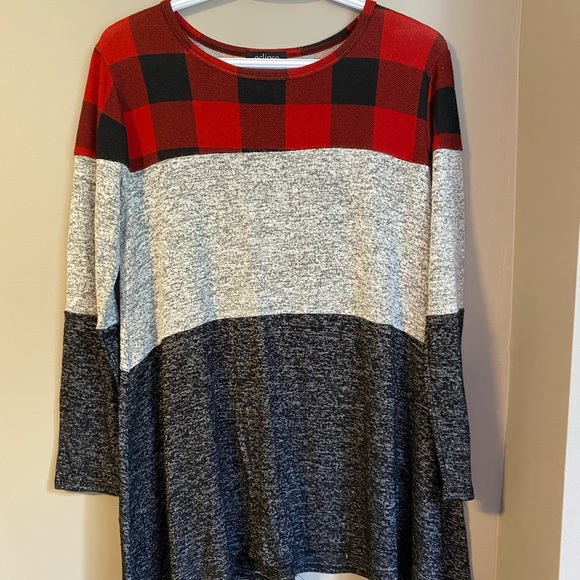 (3 for 35 ) Eclipse tunic - Picture 1 of 3